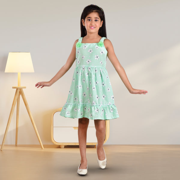 Clothe Funn Girls Sleeveless Frock With Strap, Green