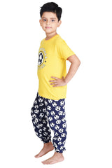 Clothe Funn Boys Football Printed Half Sleeve T-Shirt & Pant Set, Yellow/Navy
Half Sleeve T-Shirt & Pant