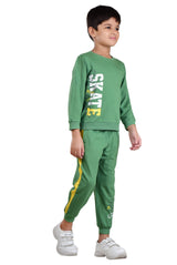 Clothe Funn Boys Skate Printed Full Sleeve T-Shirt & Track Pant Set, Green
Full Sleeve T-Shirt & Pant