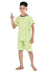 Clothe Funn Boys Half Sleeve Star Printed T-Shirt & Shorts Set, Lime Green
Half Sleeve T-Shirt & Shorts