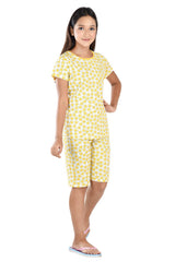 Clothe Funn Girls Star Printed Half Sleeves T-Shirt & Shorts Set, Yellow
Half Sleeve T-Shirt & Shorts
